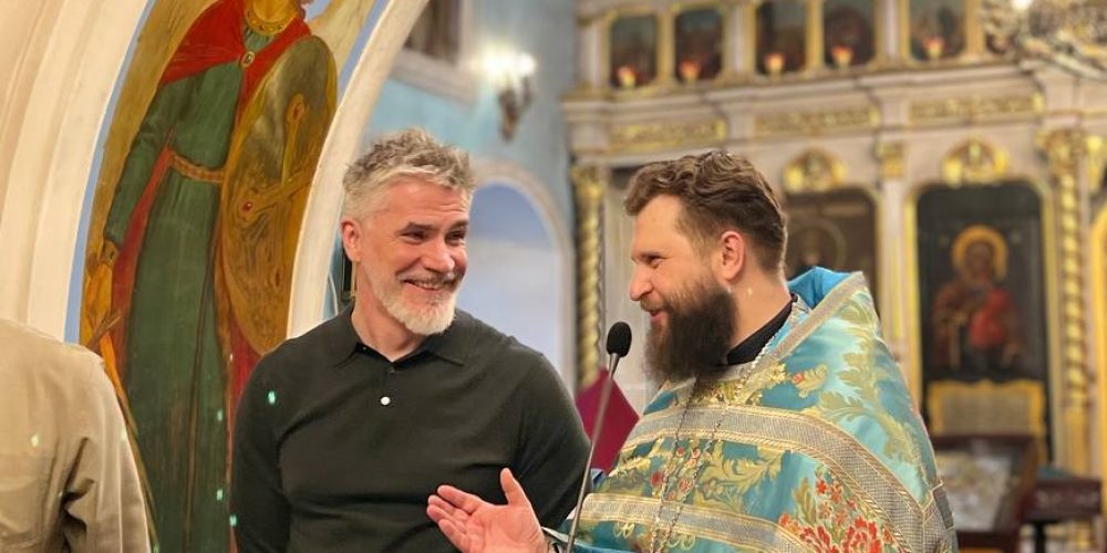 В храме Ризоположения в Леонове в гостях побывал церковный доброволец Дмитрий Захаров