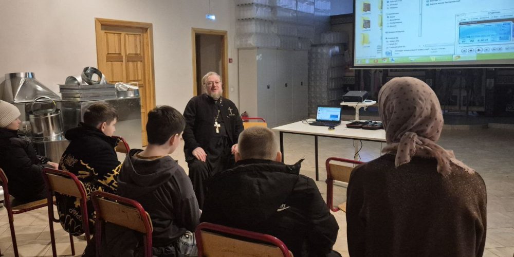 В храме Торжества Православия в Алтуфьево организовали киноклуб для школьников