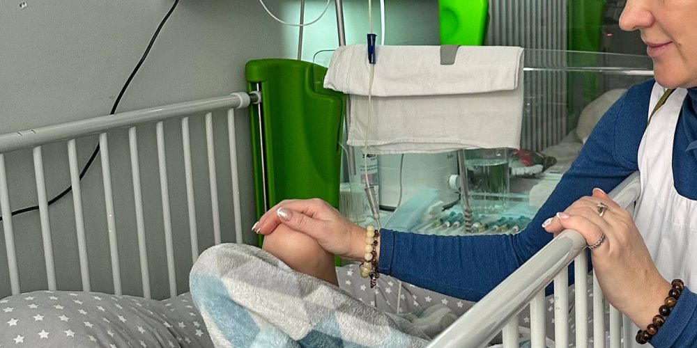 Клирик храма святителя Николая Мирликийского в Отрадном посетил паллиативное отделение детской городской клинической больницы № 9 им. Г.Н. Сперанского