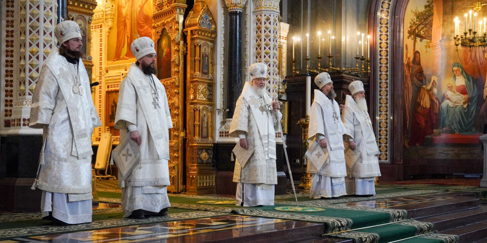 В Великую Субботу митрополит Арсений сослужил Святейшему Патриарху Кириллу за Литургией в Храме Христа Спасителя