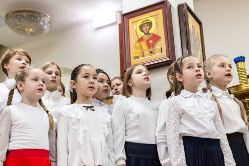 Детский концерт в храме святых равноапостольных Мефодия и Кирилла в Ростокине прошел при переполненном зале