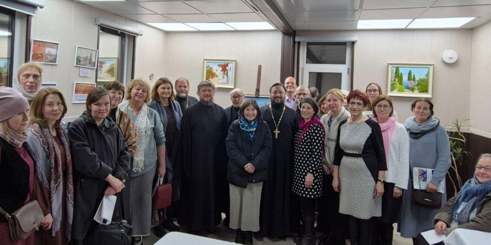 В Северо-Восточном викариатстве обсудили социальную работу на приходах