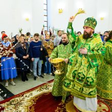 В канун праздника Входа Господня в Иерусалим митрополит Арсений возглавил всенощное бдение в храме Успения Пресвятой Богородицы в Останкине