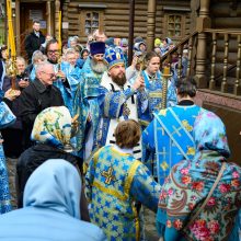 В день престольного праздника митрополит Арсений совершил Божественную литургию в храме Благовещения Пресвятой Богородицы в Раеве