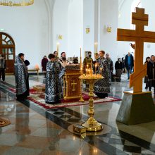В Великую Пятницу митрополит Арсений совершил Царские часы в храме Успения Пресвятой Богородицы в Останкине