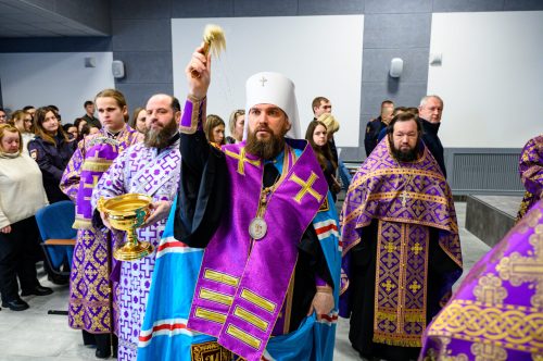 Митрополит Арсений освятил новое здание ОМВД по Лосиноостровскому району