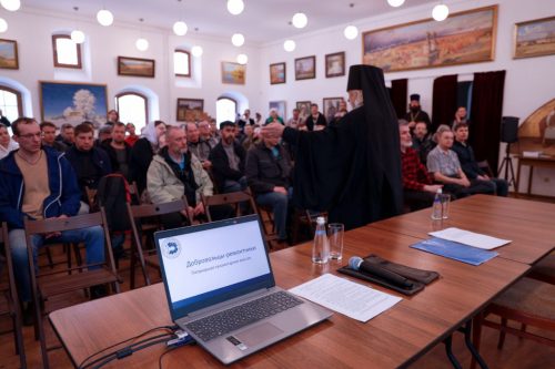 В Москве открылись церковные курсы волонтеров-ремонтников