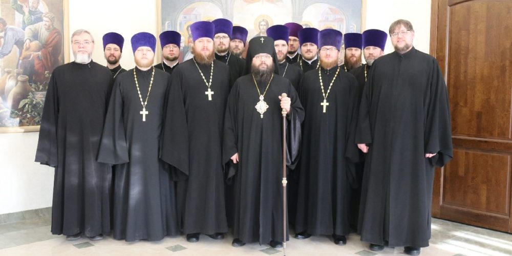 Cостоялась рабочая встреча со священнослужителями, окормляющими столичные вузы в Северо-Восточном и Юго-Восточном викариатстве