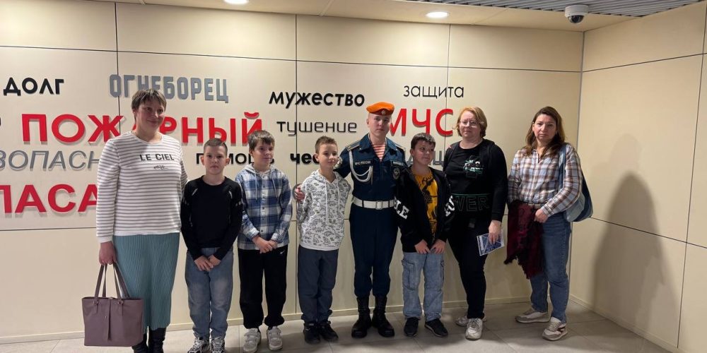 Гостями Академии ГПС МЧС России стали воспитанники воскресной школы храма иконы Божией Матери «Живоносный источник» в Бибиреве
