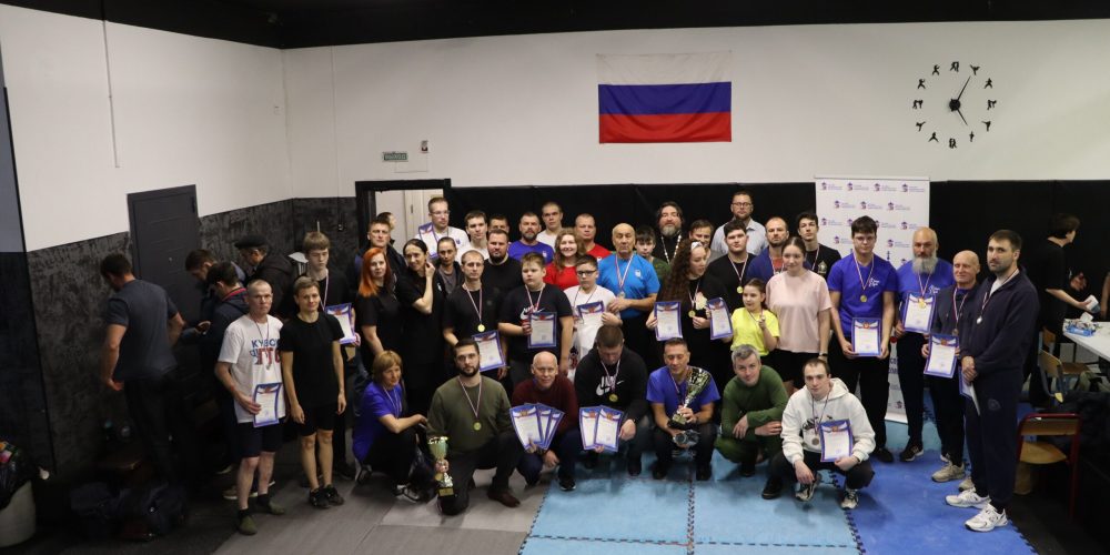 В храме Собора Московских Святых в Бибиреве состоялся IV Покровский епархиальный турнир по гиревому спорту