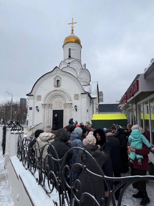 Благотворительная ярмарка в храме священномученика Владимира, митрополита Киевского и Галицкого в Свиблове