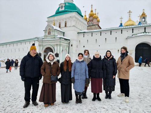 Молодёжь храма Живоначальной Троицы в Останкино совершила паломническую поездку в Сергиев Посад