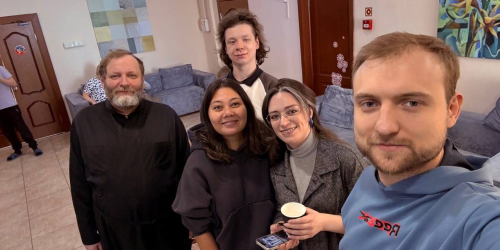 Молодёжь храма Живоначальной Троицы в Останкино навестили детей ЦССВ «Алые паруса»