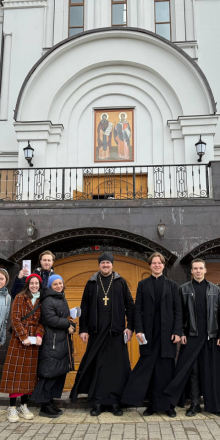 Молодежь храма святых равноапостольных Мефодия и Кирилла в Ростокине организовала очередную уличную акцию с раздачей миссионерских листовок