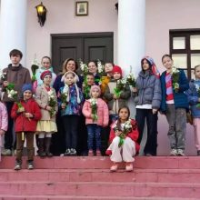 В воскресной школе храма Живоначальной Троицы в Останкино прошел флористический мастер-класс «Букетик к Вербному воскресенью»