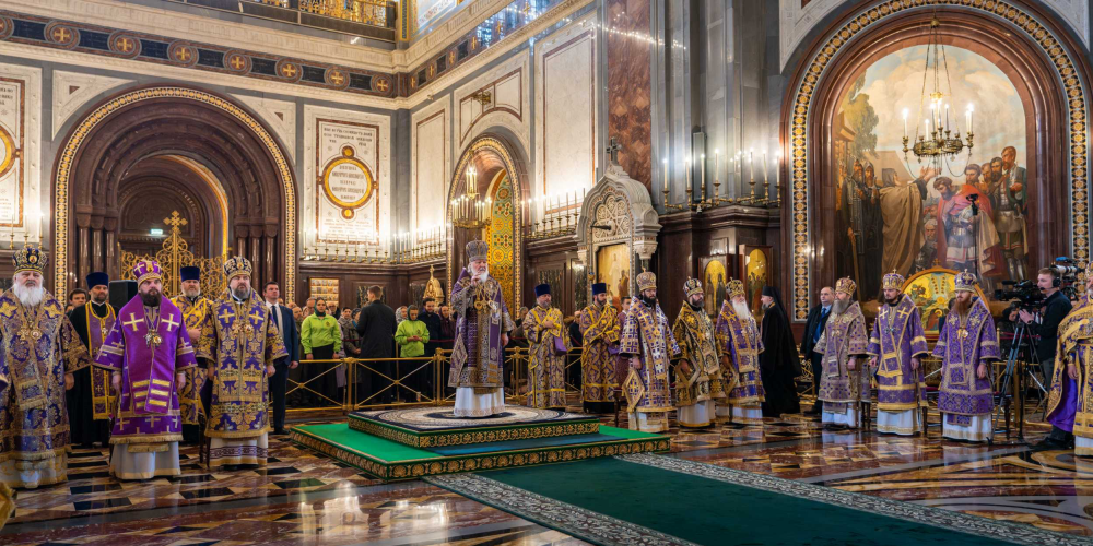 В четверг Страстной седмицы митрополит Арсений сослужил Предстоятелю Русской Церкви за Литургией в Храме Христа Спасителя