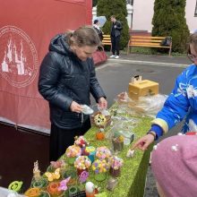На приходе храма Живоначальной Троицы в Останкине состоялась традиционная благотворительная ярмарка «Подарок к Пасхе»