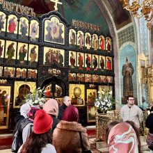 Клирик храма святых мучеников Адриана и Наталии в Бабушкине провёл экскурсии по храму для студентов института Славянской культуры