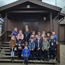 Клирик храма иконы Божией Матери «Отрада и Утешение» в Ярославском познакомил школьников с храмом