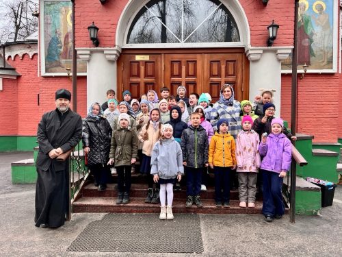 В дни Светлой седмицы в храме святых мучеников Адриана и Наталии в Бабушкине были проведены 6 экскурсий для школьников района