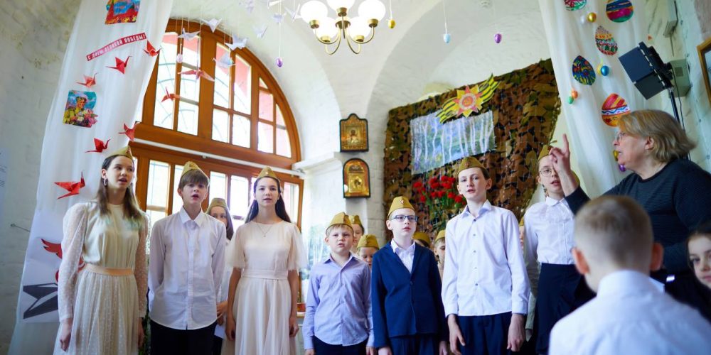 Большой праздник в воскресной школе храма Тихвинской иконы Божией Матери в Алексеевском