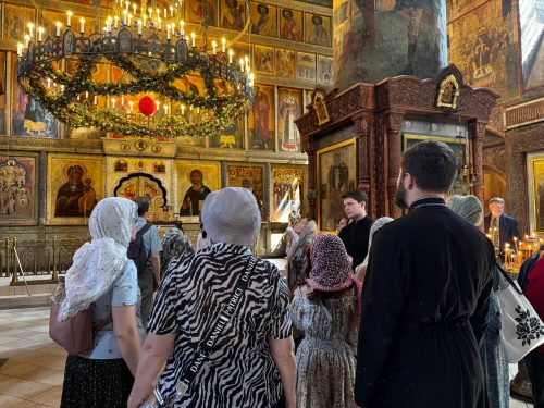 Прихожане храма священномученика Владимира, митрополита Киевского и Галицкого, в Свиблове посетили Сретенский монастырь