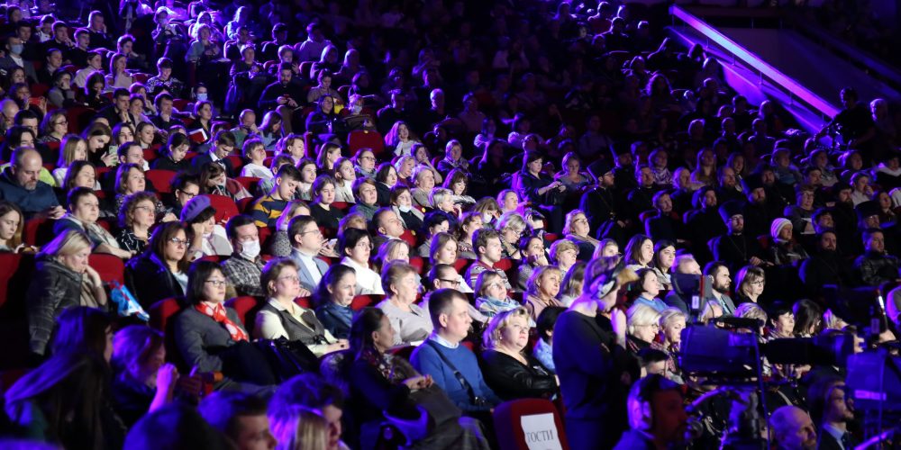 Запись трансляции Рождественских образовательных чтений «Глобальные вызовы современности и духовный выбор человека»