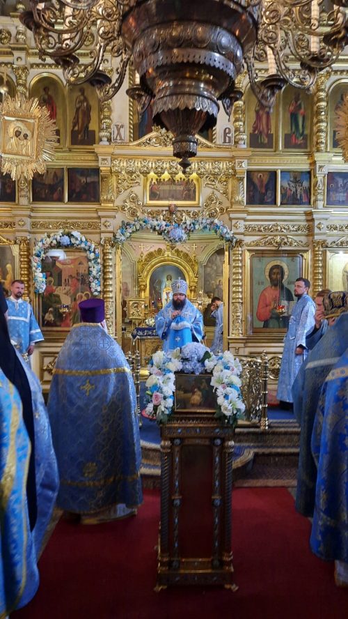 Архиерейское богослужение в праздник Рождества Пресвятой Богородицы