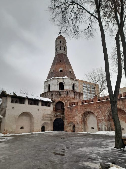 Паломническая служба храма равноапостольных Мефодия и Кирилла в Ростокино завершила год экскурсией в Симонов монастырь