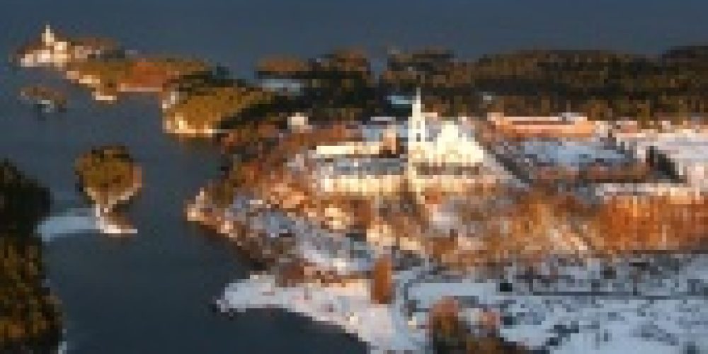 Патриаршее поздравление с 30-летием возрождения Валаамского монастыря