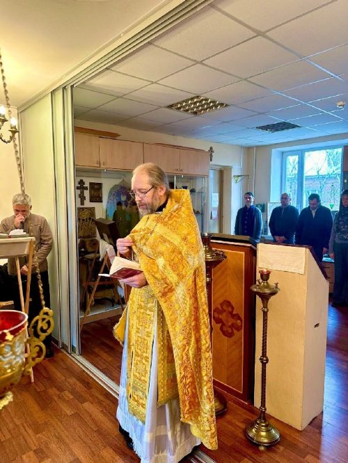 Состоялось очередное богослужение в домовом храме преподобного Серафима Саровского института Славянской Культуры