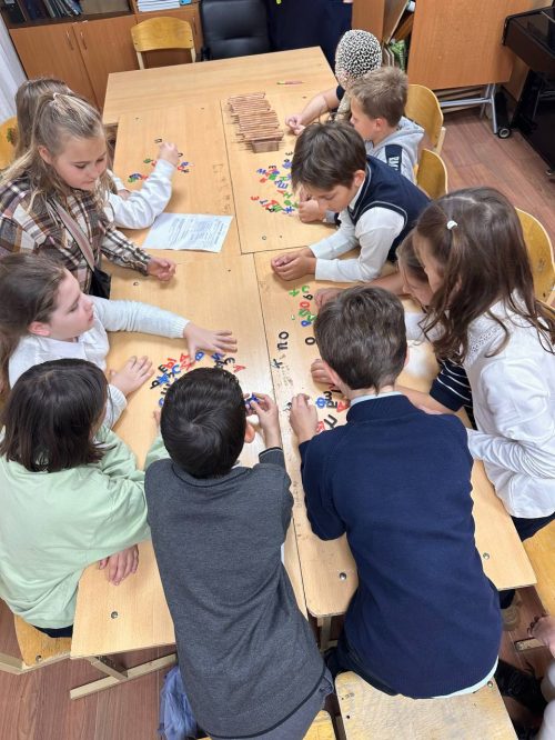 В храме Живоначальной Троицы в Останкино провели игру-викторину «Покровские старты»