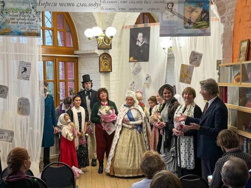 Театральная постановка в храме Тихвинской иконы Божией Матери в Алексеевском