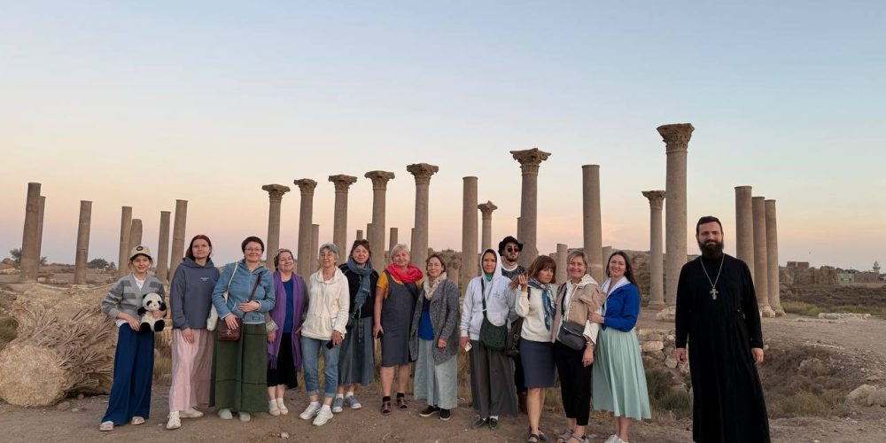 Прихожане храма Положения Ризы Пресвятой Богородицы во Влахерне, что в Леонове совершили паломничество по Пути Святого Семейства