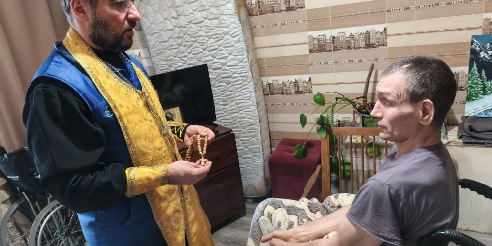 Ответственный за социальное служение в Северо-Восточном Московском викариатстве вместе с добровольцами Патриаршей гуманитарной миссии совершает поездку по Донбассу