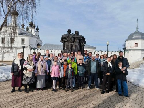 Прихожане храма Благовещения Пресвятой Богородицы в Раево совершили паломничество в город Муром