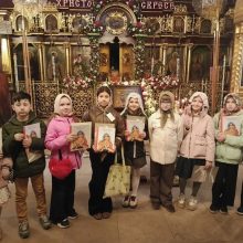На Светлой седмице в храме Покрова Пресвятой Богородицы в Медведкове прошли две экскурсии для учеников ГБОУ № 285 и воспитанников прикрепленного к ней детского сада
