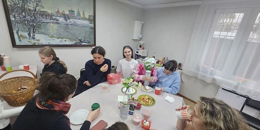 Благотворительный проект «Воскресное кафе» заработал при храме святителя Макария (Невского), митрополита Московского и Коломенского в Бутырском